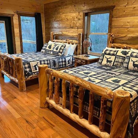 * * 4 Master Bedrooms, Views, Theater, Arcade, Evc แกตลิงเบิร์ก ภายนอก รูปภาพ