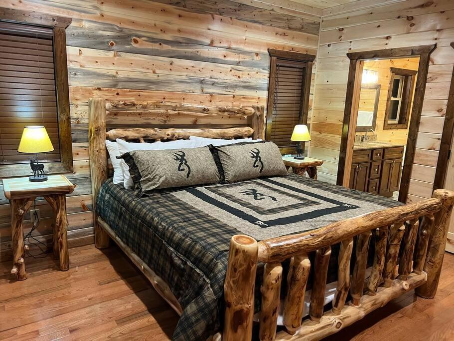 * * 4 Master Bedrooms, Views, Theater, Arcade, Evc แกตลิงเบิร์ก ภายนอก รูปภาพ